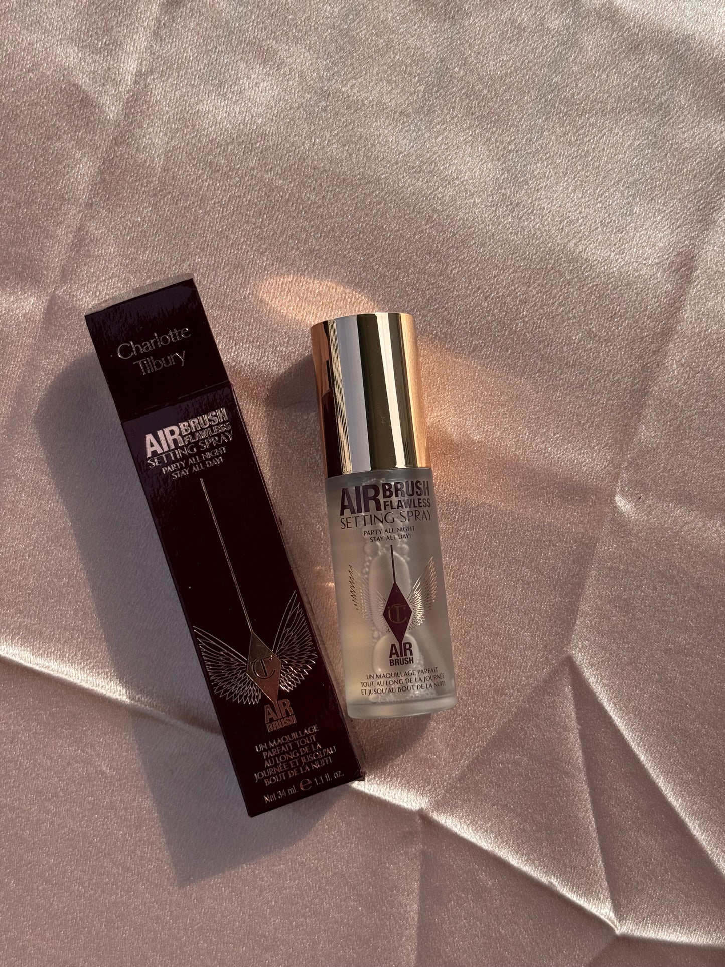 Charlotte Tilbury
Airbrush Flawless Setting Spray