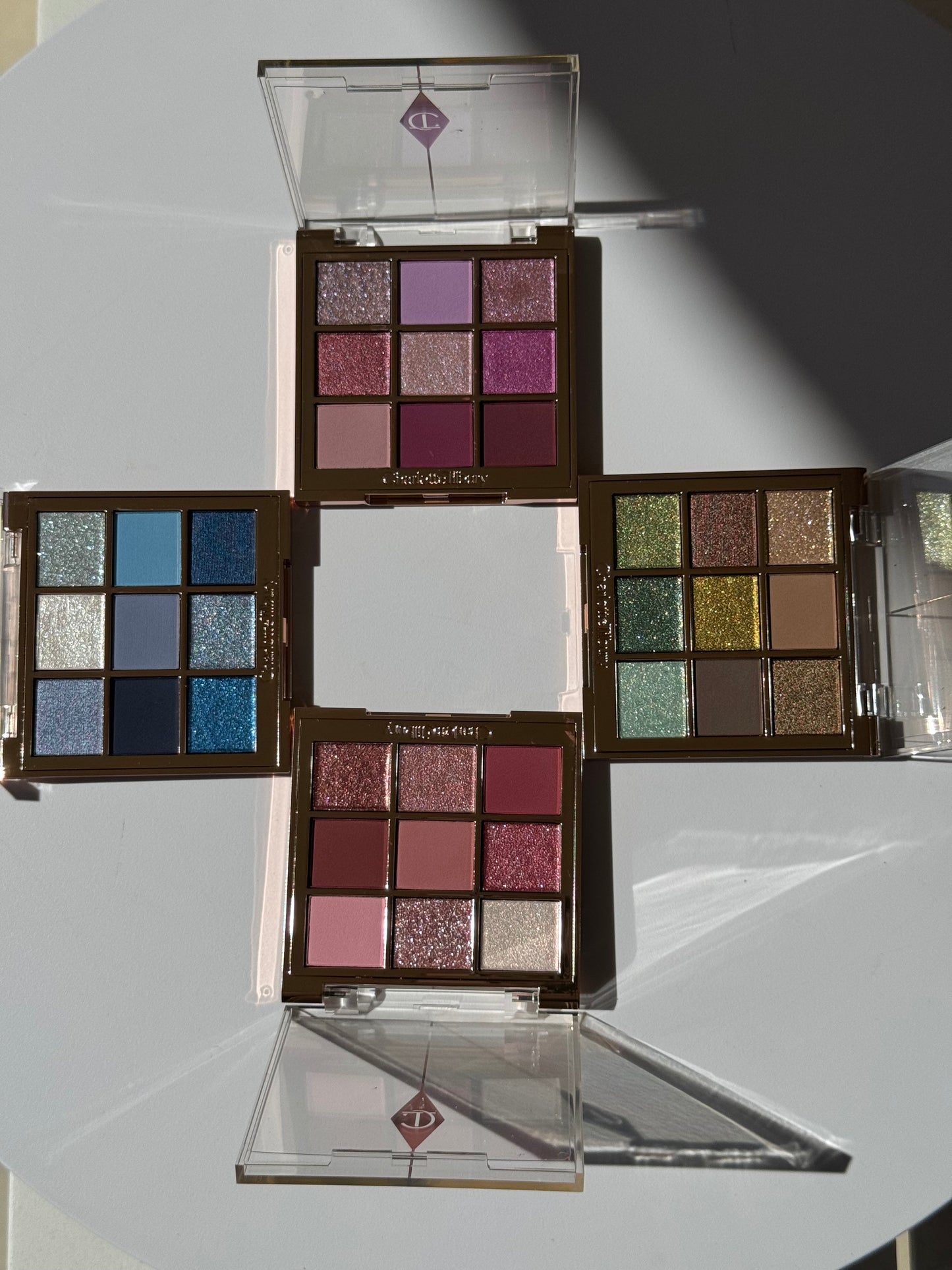 Charlotte Tilbury
Charlotte’s Beautifying Eye Trends Eyeshadow Palette