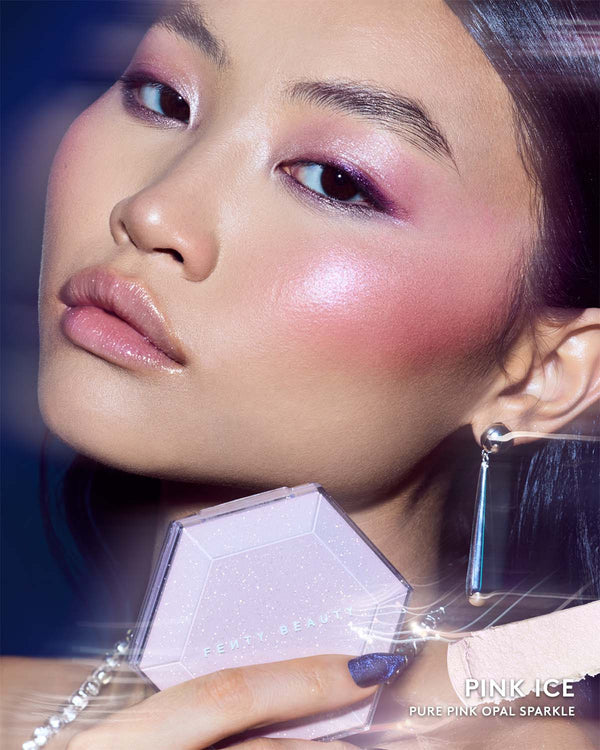 Fenty Beauty by Rihanna 
Diamond Bomb All-Over Diamond Veil