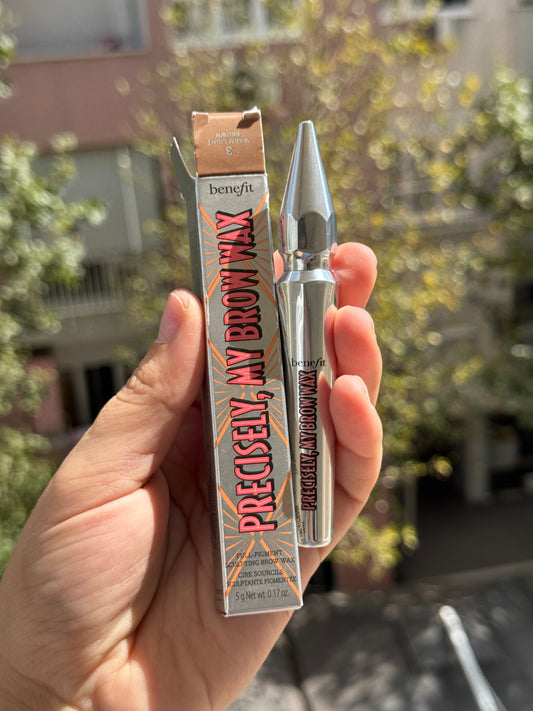 Benefit Cosmetics
Precisely, My Brow Tinted Eyebrow Wax