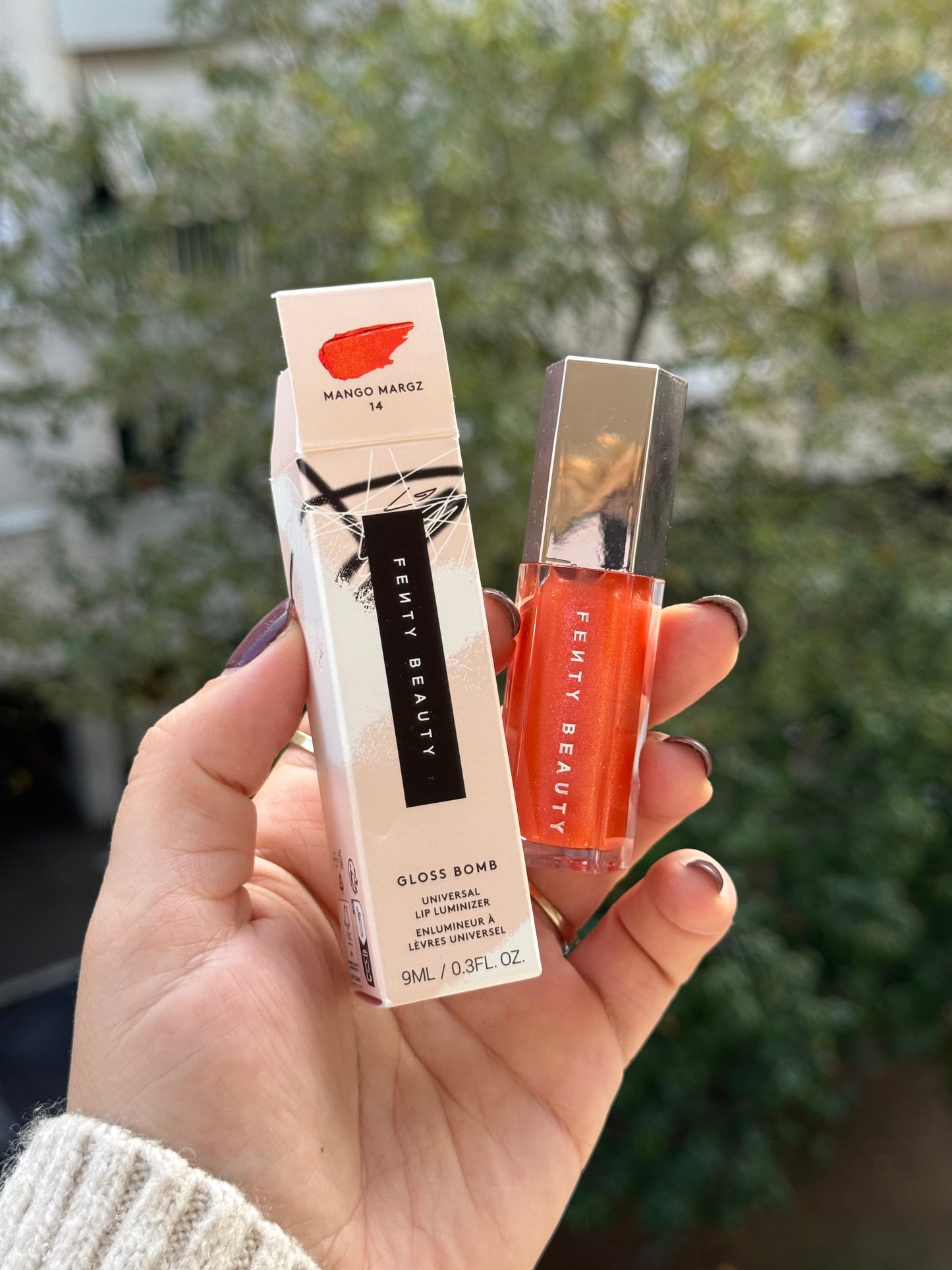 Fenty Beauty by Rihanna
Gloss Bomb Universal Lip Luminizer