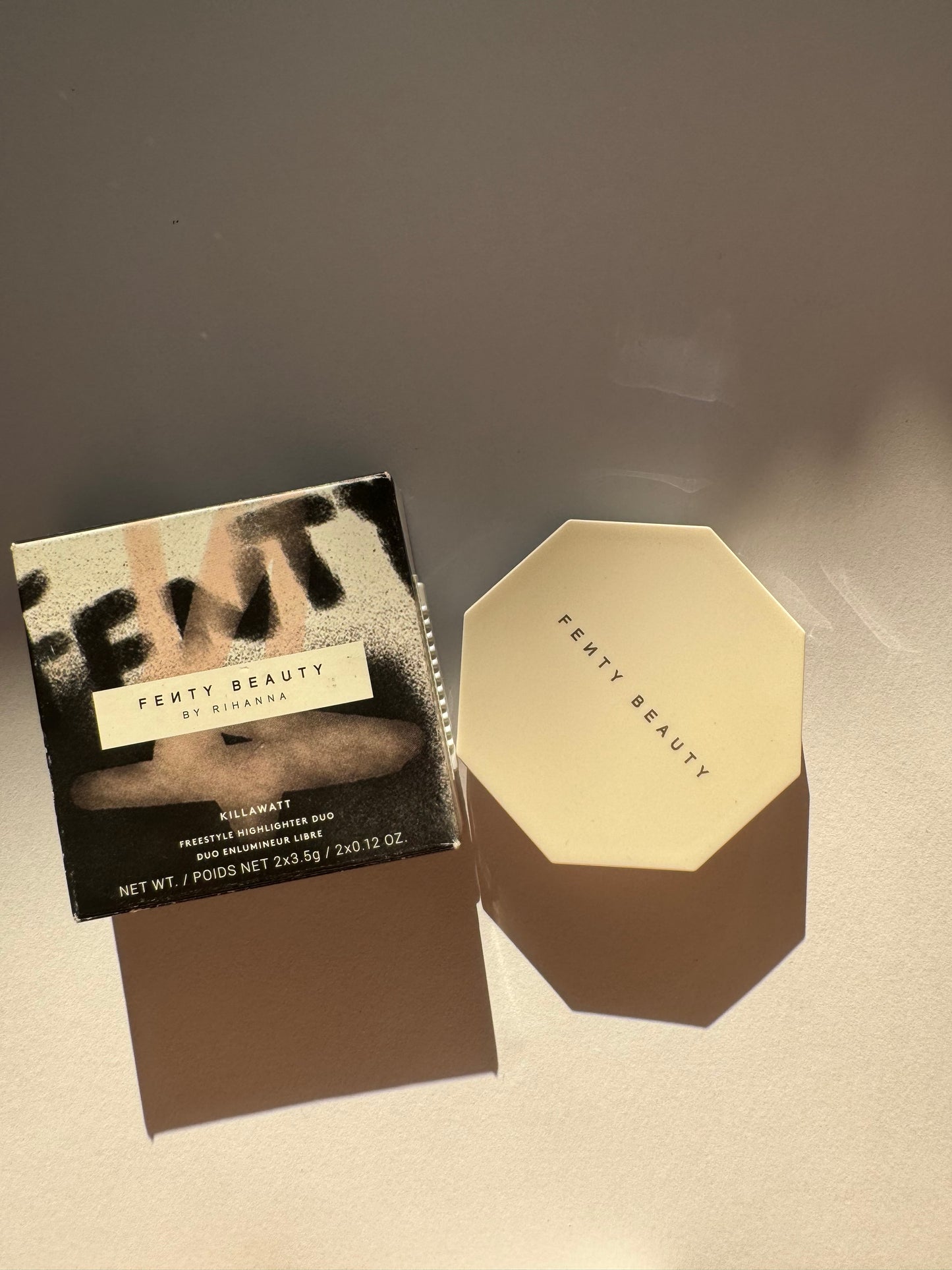 Fenty Beauty by Rihanna
Killawatt Freestyle Highlighter