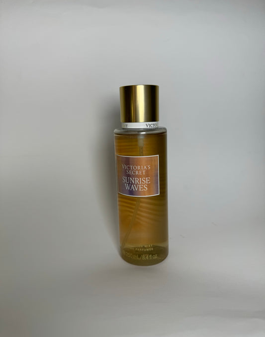 Victoria’s Secret
Sunrise Waves 
Fragrance Mist