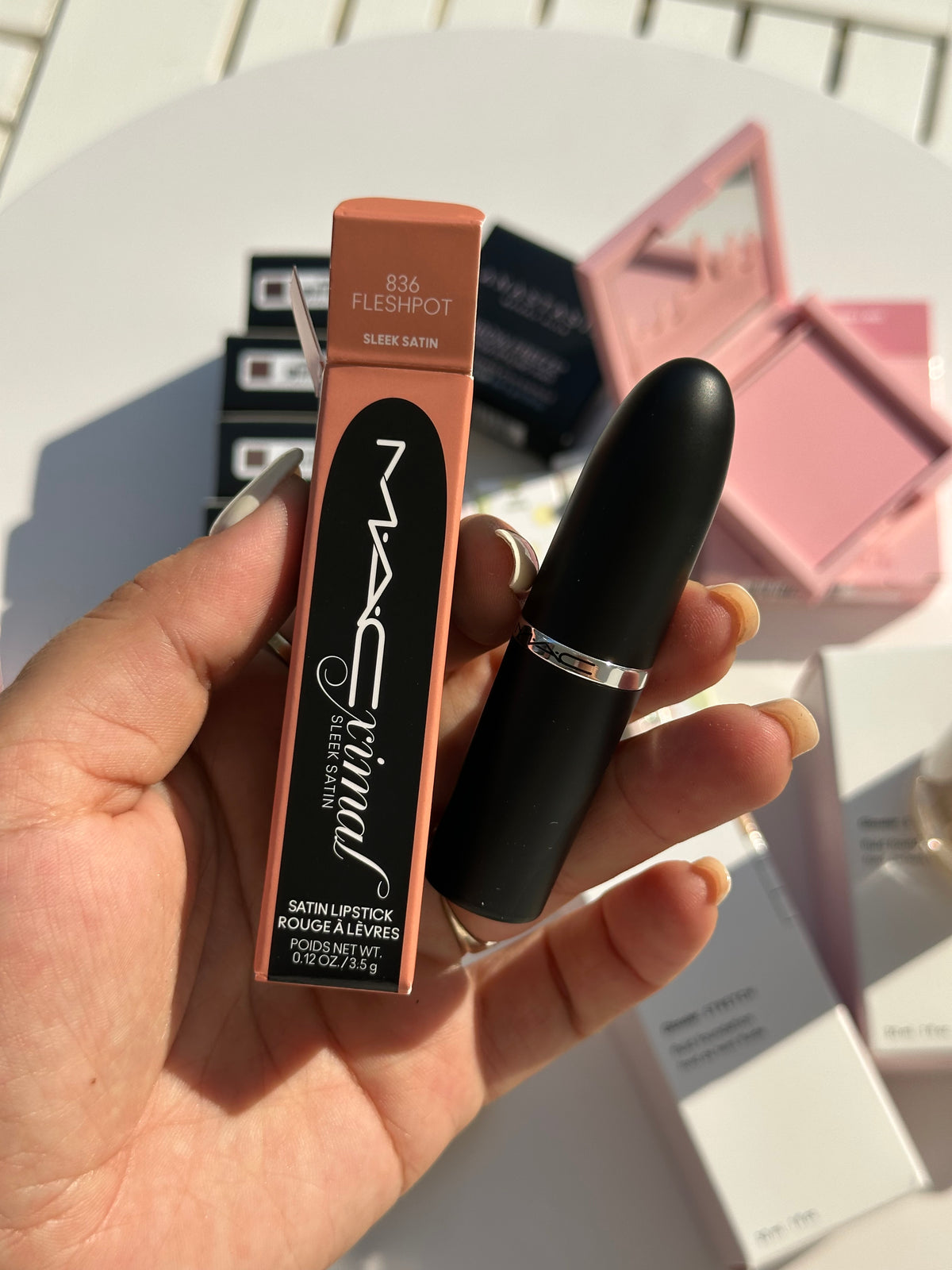 MAC Cosmetics
M·A·Cximal Sleek Satin 8HR Full-Coverage Hydrating Lipstick