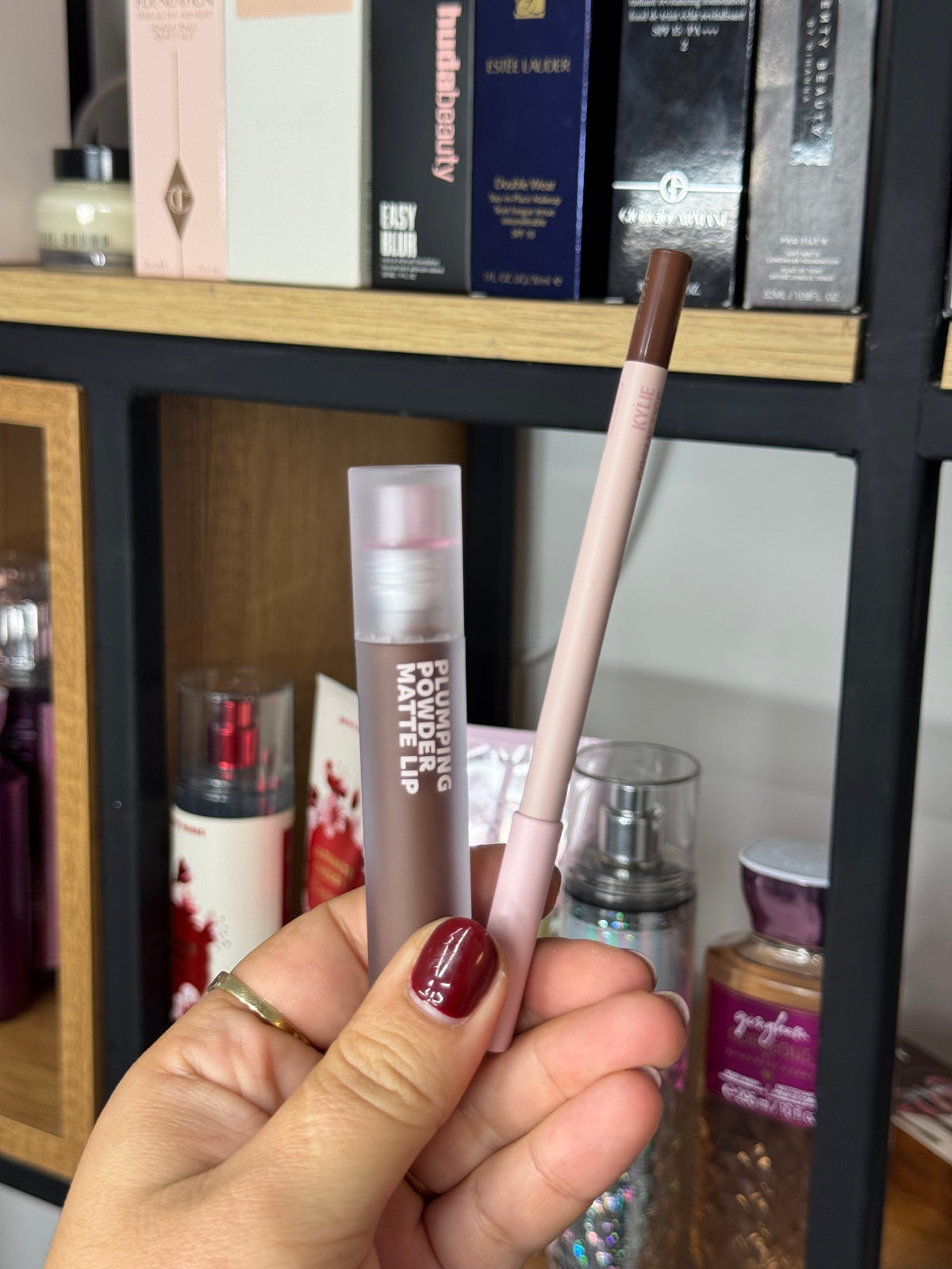 Kylie Jenner
Plumping Matte Lip Kit
