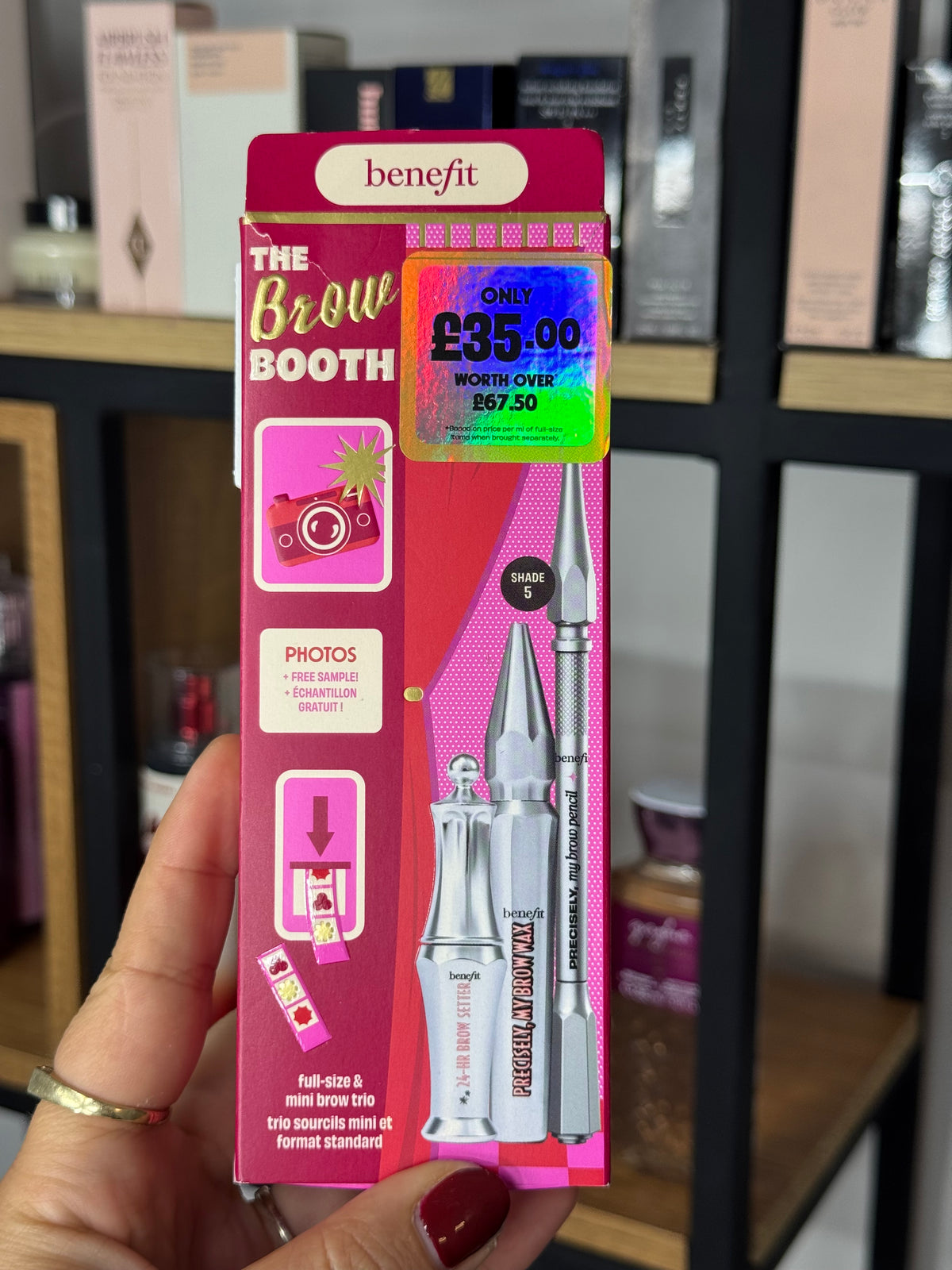Benefit
The Brow Booth Precisely, My Brow Pencil, Wax & Eyebrow Gel Trio