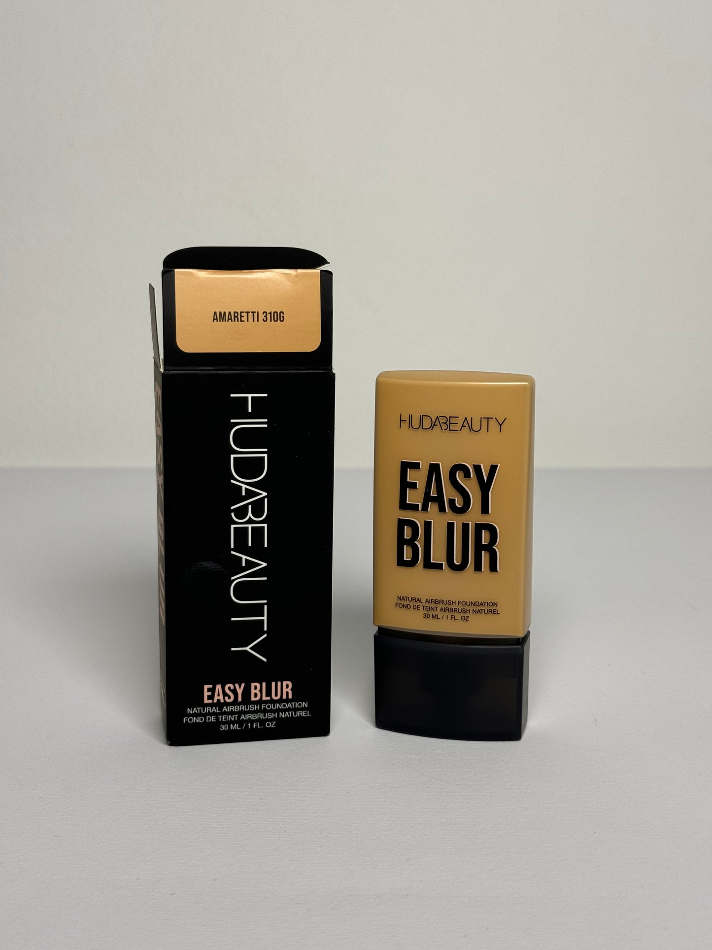 HUDA BEAUTY
Easy Blur Natural Airbrush Foundation with Niacinamide