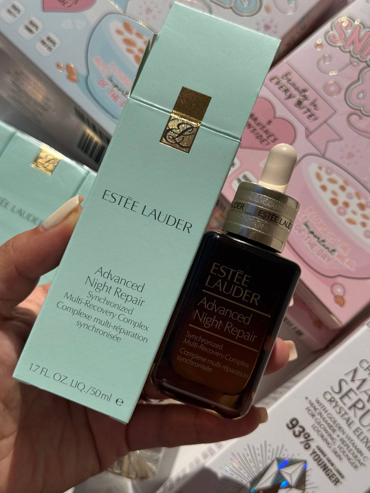 Estée Lauder 
Advanced Night Repair Synchronized Multi-Recovery Complex Serum with Hyaluronic Acid 50 ml