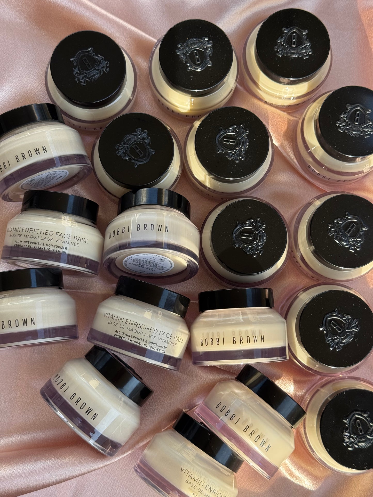 Bobbi Brown 
Vitamin Enriched Face Base Moisturizer & Primer with Vitamin C + Hyaluronic Acid