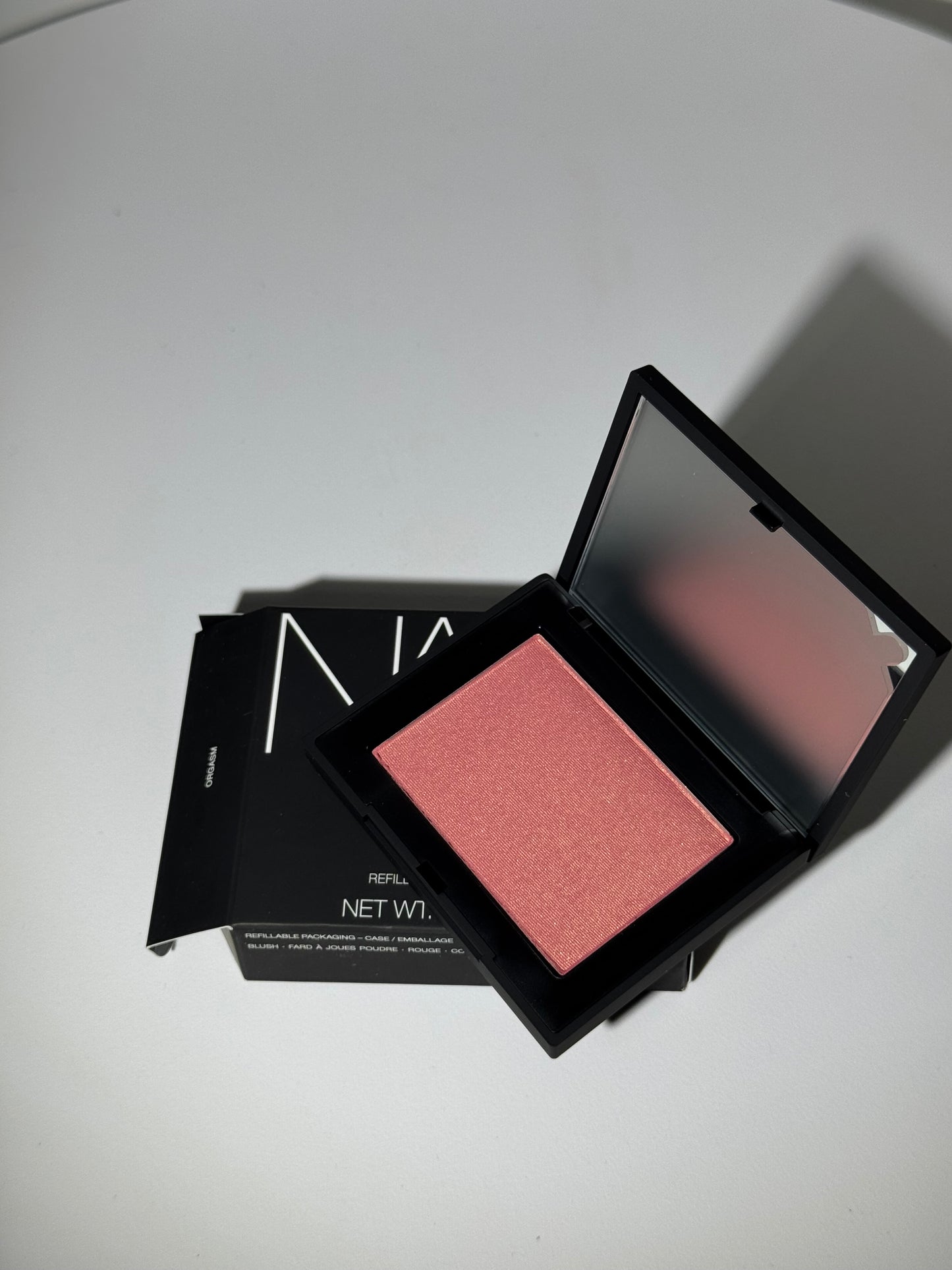 Nars
Blush