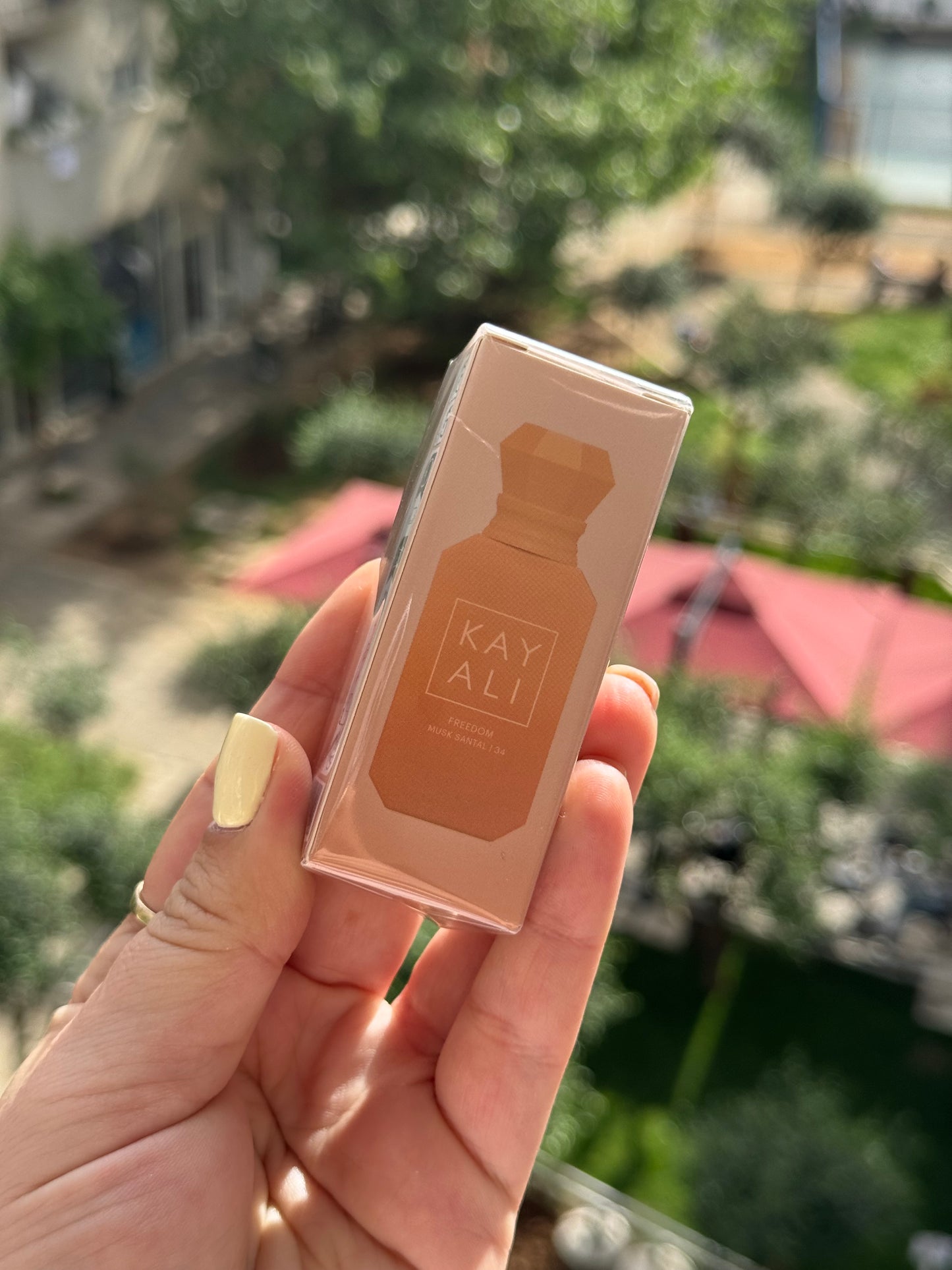 KAYALI
FREEDOM MUSK SANTAL | 34 Eau de Parfum 10 ml