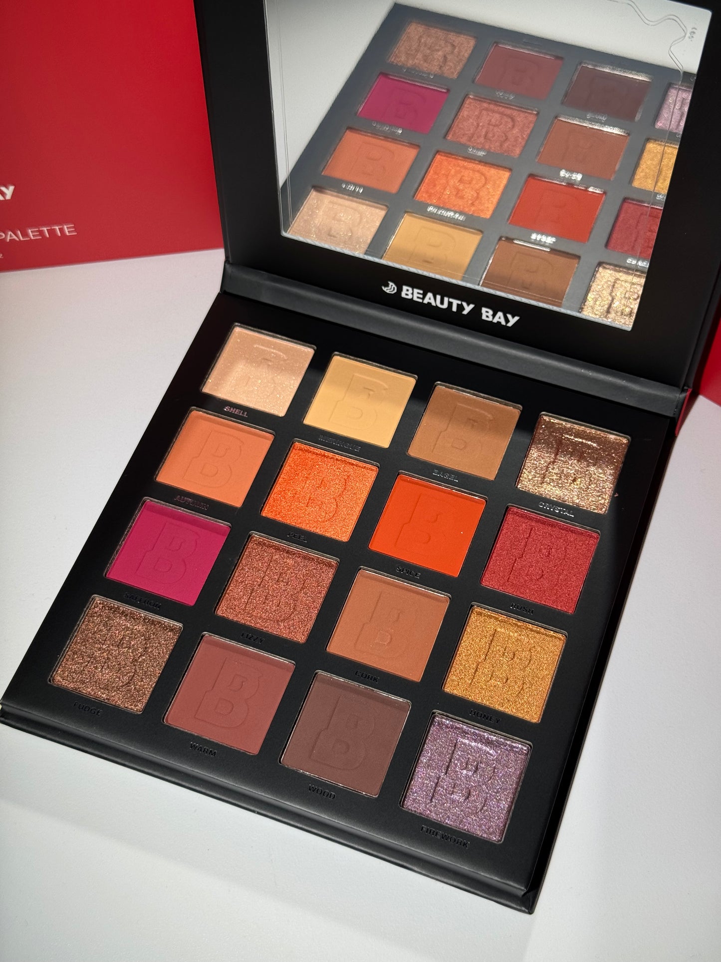 By Beauty Bay
16 Colour Palette