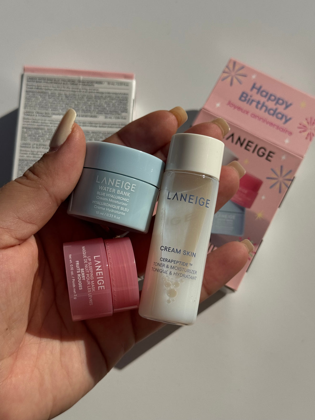 Laneige
Gift Set 10ml+25ml+3g