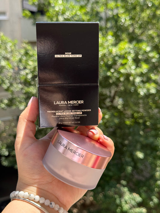 Laura Mercier
Ultra-Blur Talc-Free Longwearing Translucent Loose Setting Powder