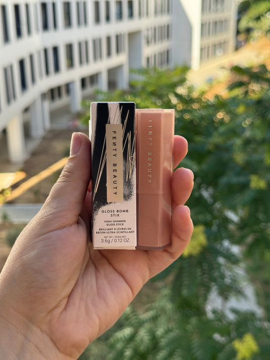 Fenty Beauty by Rihanna
Gloss Bomb Stix High-Shimmer Gloss Stick