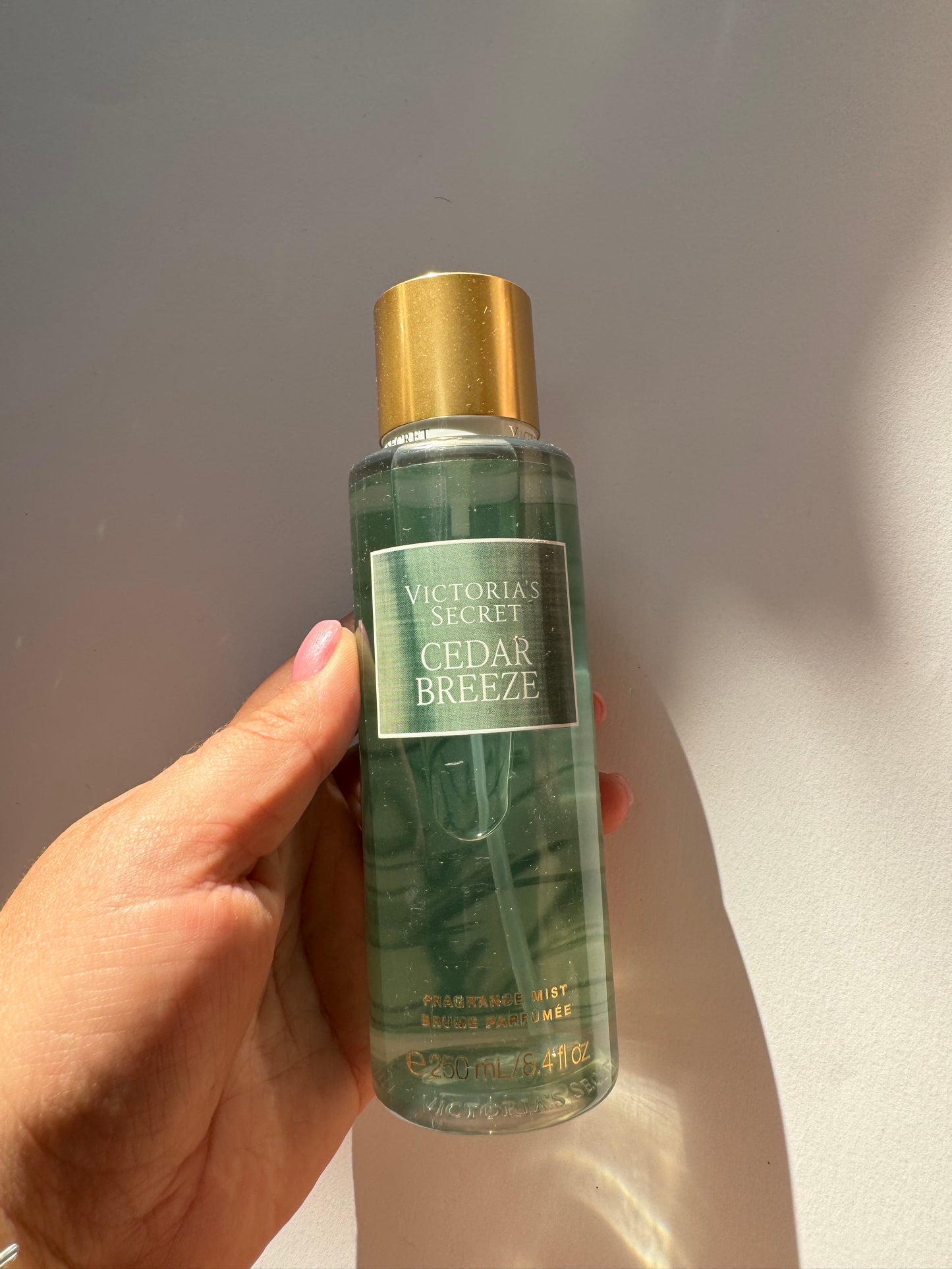 Victoria’s Secret 
Cedar Breeze 
Fragrance Mist