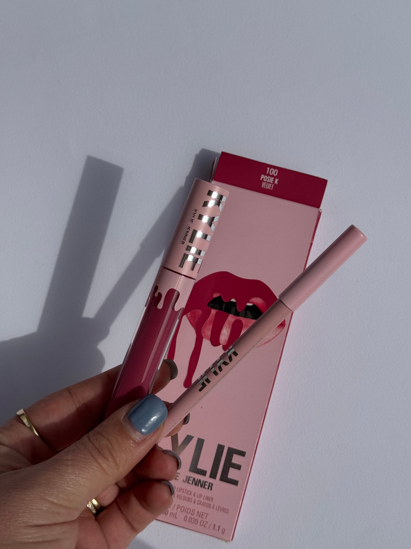 Kylie Jenner
Velvet Liquid Lipstick & Lip Liner