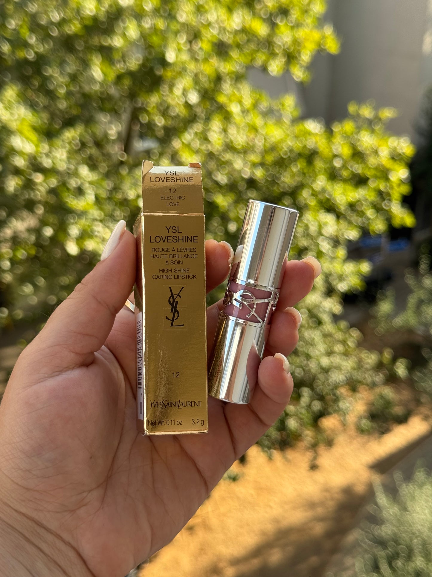 Yves Saint Laurent
YSL Loveshine Lip Oil Stick