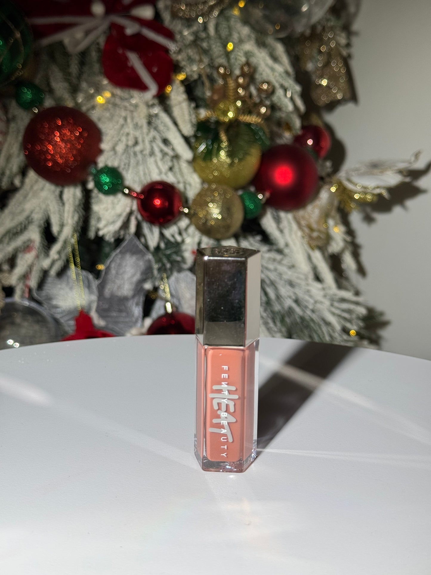 Fenty Beauty by Rihanna
Gloss Bomb Heat Universal Lip Luminizer + Plumper