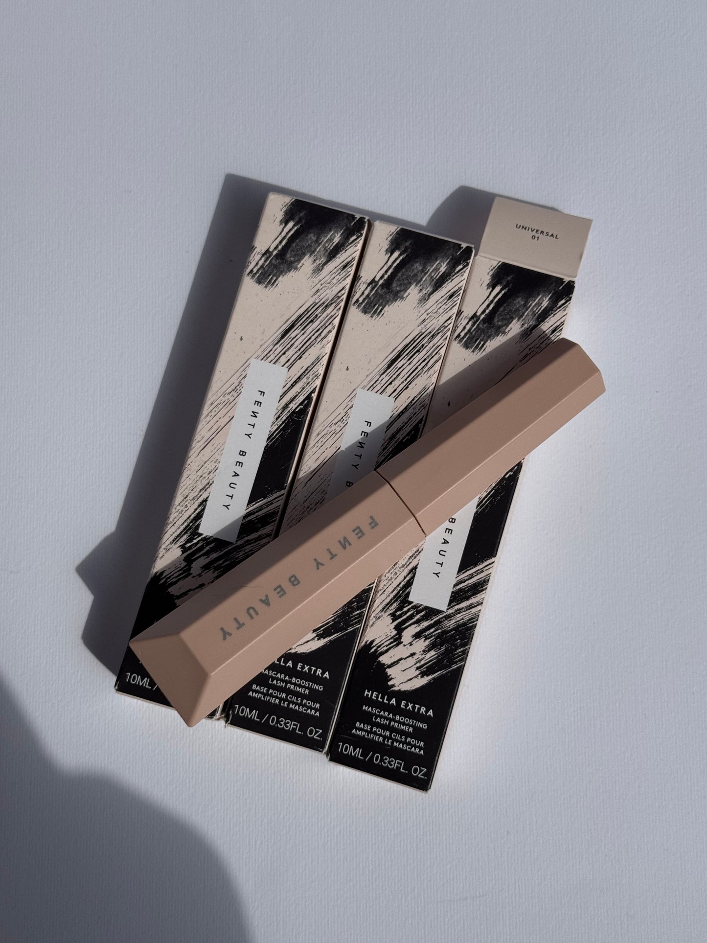 Fenty Beauty
HELLA EXTRA MASCARA-BOOSTING LASH PRIMER