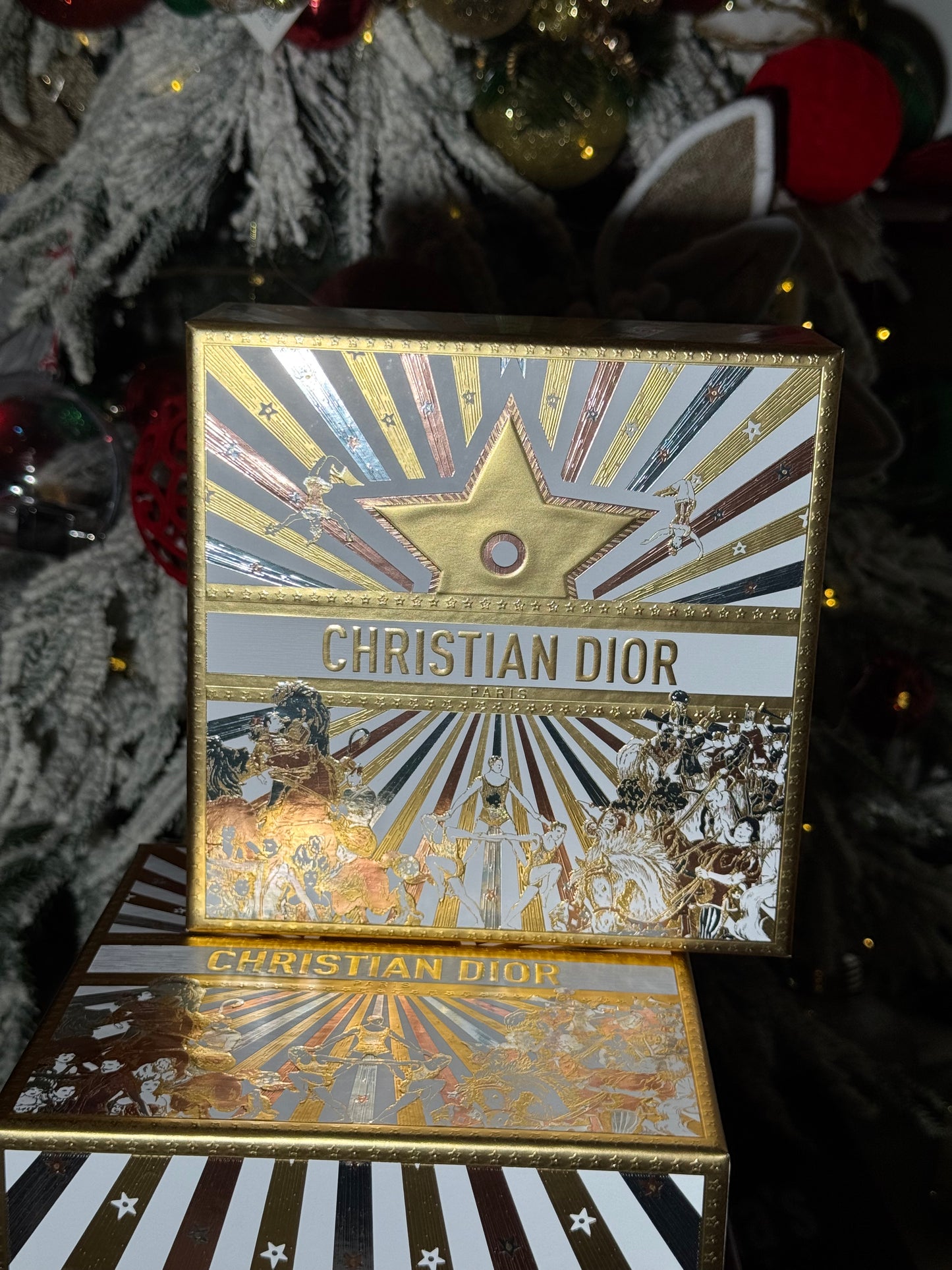 Dior Gift Set
Hypnotic Poison EAU DE TOILETTE
50ml+75ml