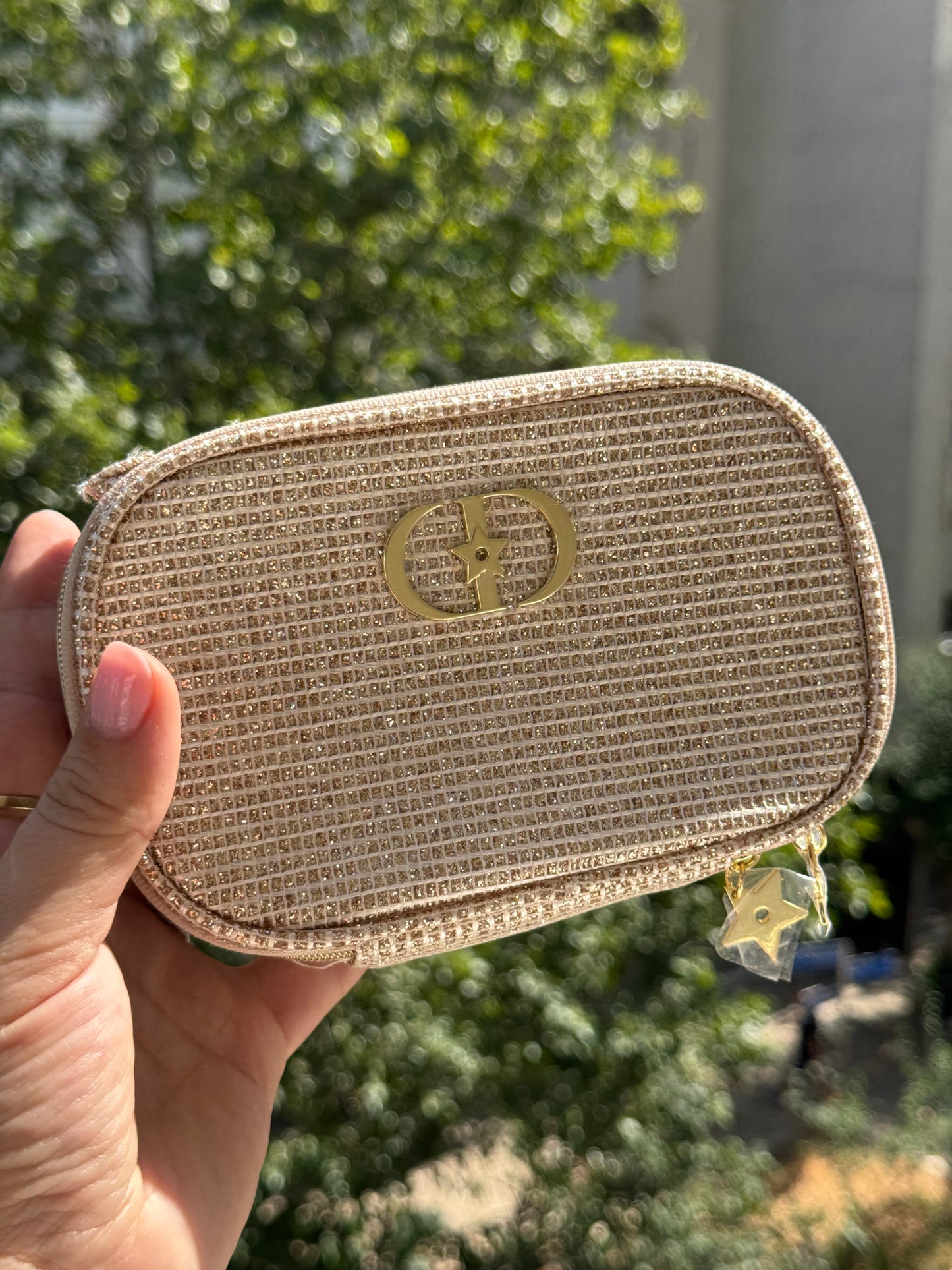 Dior
Pouche