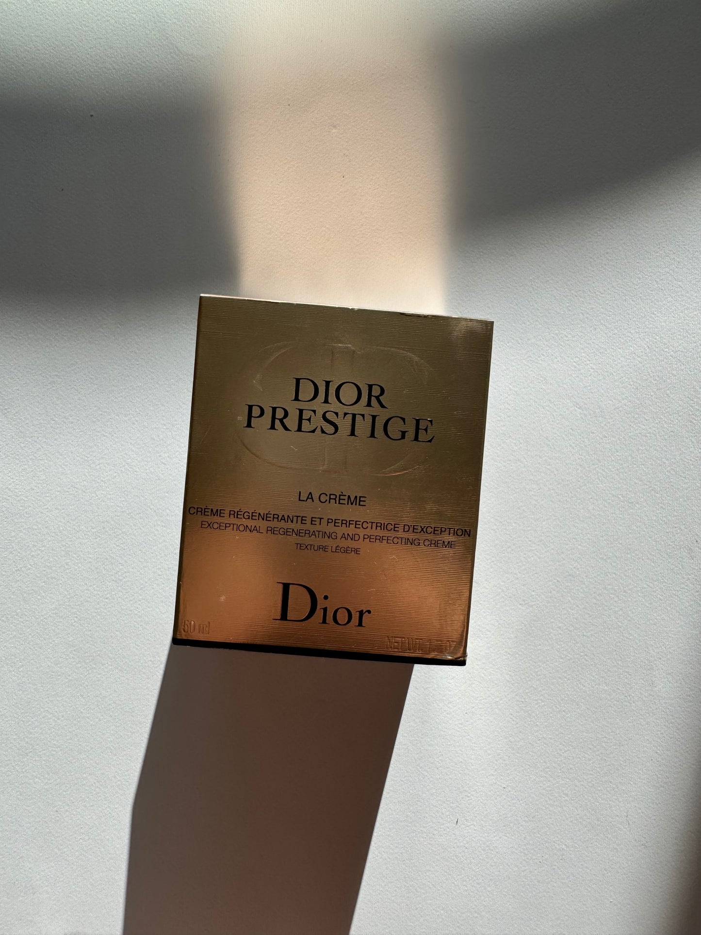 Dior Prestige
La Creme 
Exceptional Regenerating And Perfecting Creme