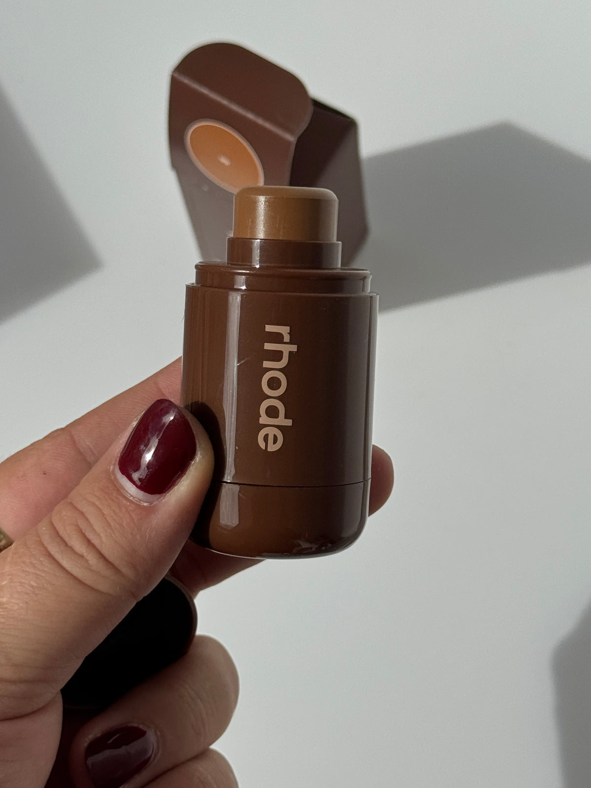 rhode 
Pocket Bronze Long-Wearing Cream Bronzer
