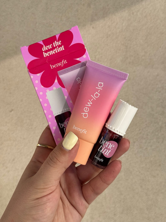Benefit
Dew The Benetint Full-Size Rose-Tinted Lip & Cheek Stain And Liquid Highlighter
Kit
Full-size rose-tinted lip & cheek stain and liquid highlighter