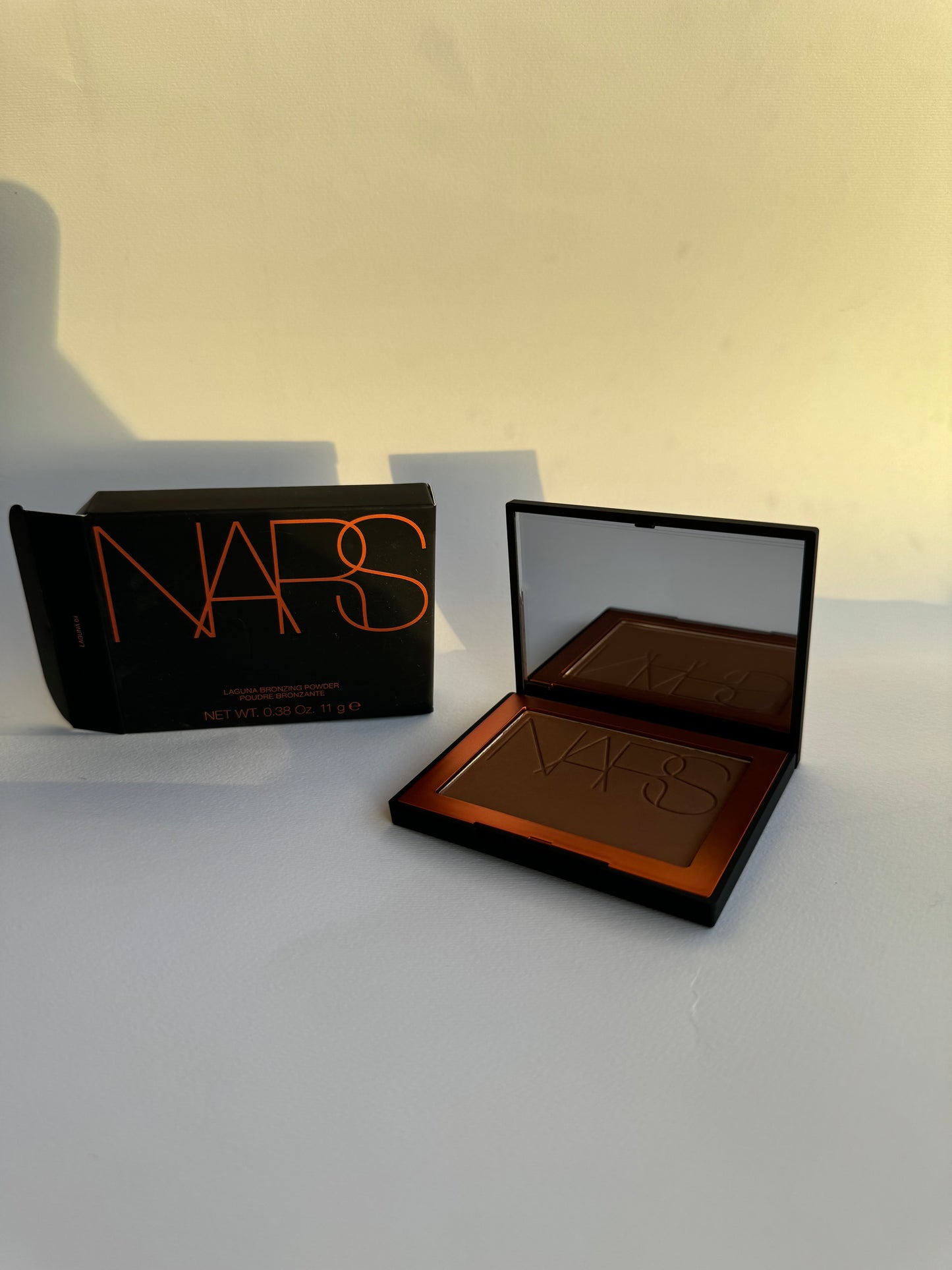 Nars                                     Laguna Bronzing Powder