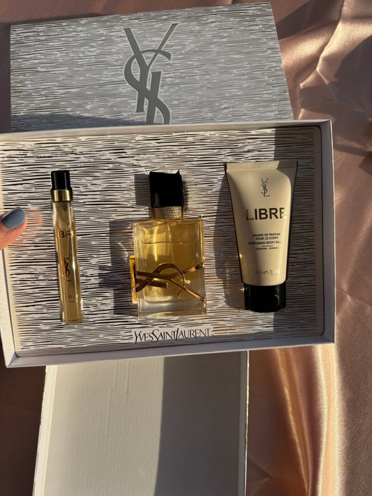 Yves Saint Laurent
Libre EAU DE PARFUM
10ml+50ml+50ml