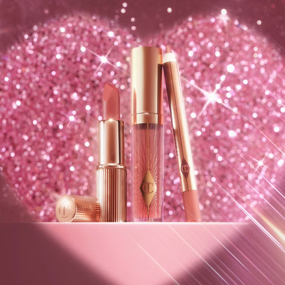 Charlotte Tilbury
Pillow Talk Iconic Mini Lip Kit
Cmimi 3500 leke