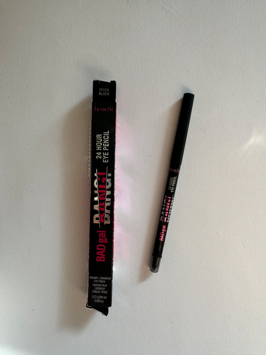 Benefit
Badgal Bang! 24 Hour Eye Pencil 
Creamy Longwear Eye Pencil