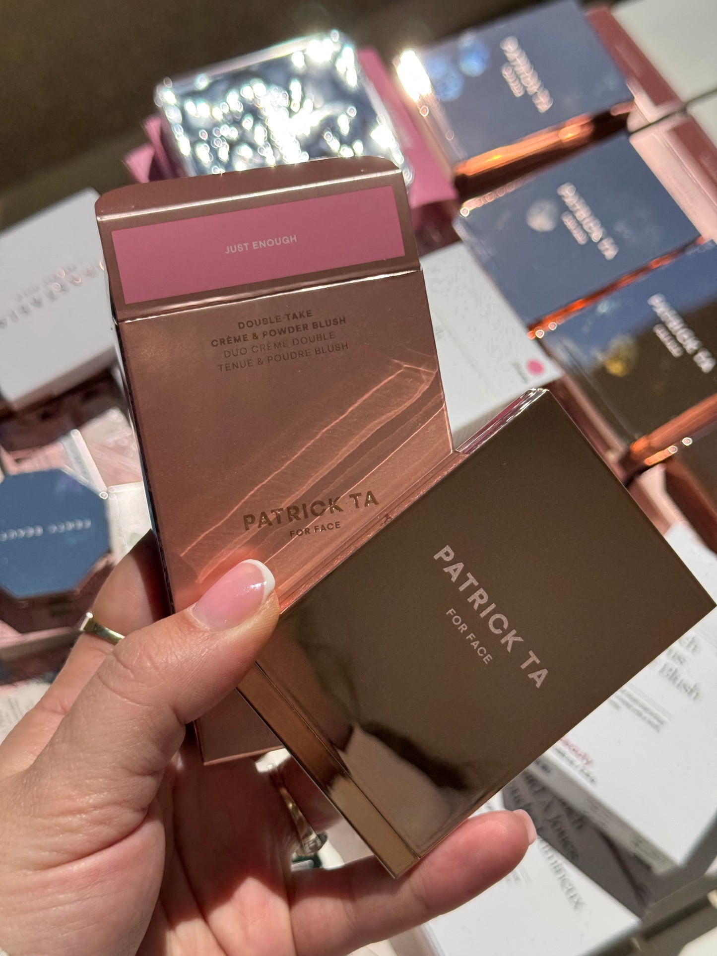 PATRICK TA
Major Headlines Double-Take Crème & Powder Blush Duo