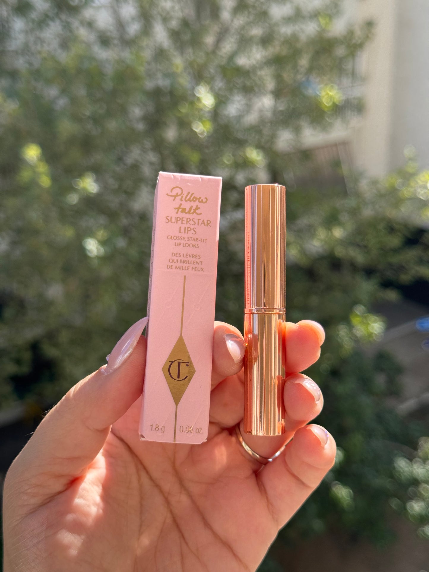 Charlotte Tilbury
Superstar Lips