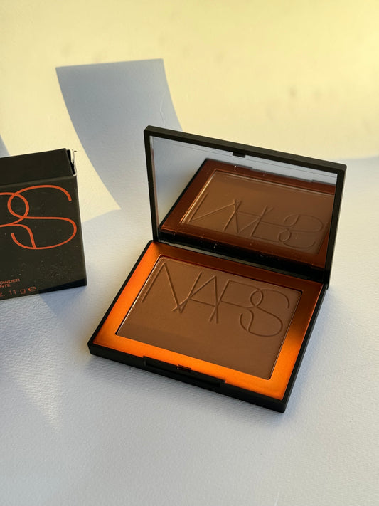 Nars                                     Laguna Bronzing Powder