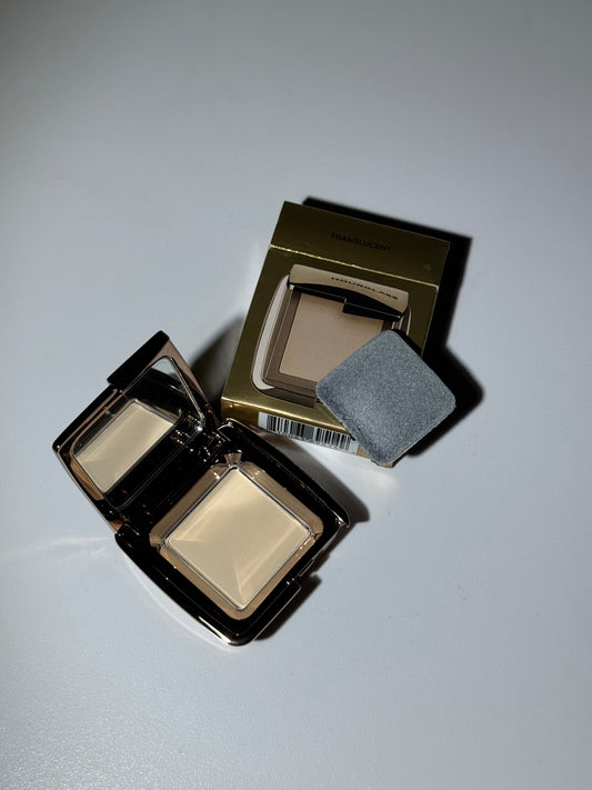 Hourglass
Vanish Airbrush Pressed Powder