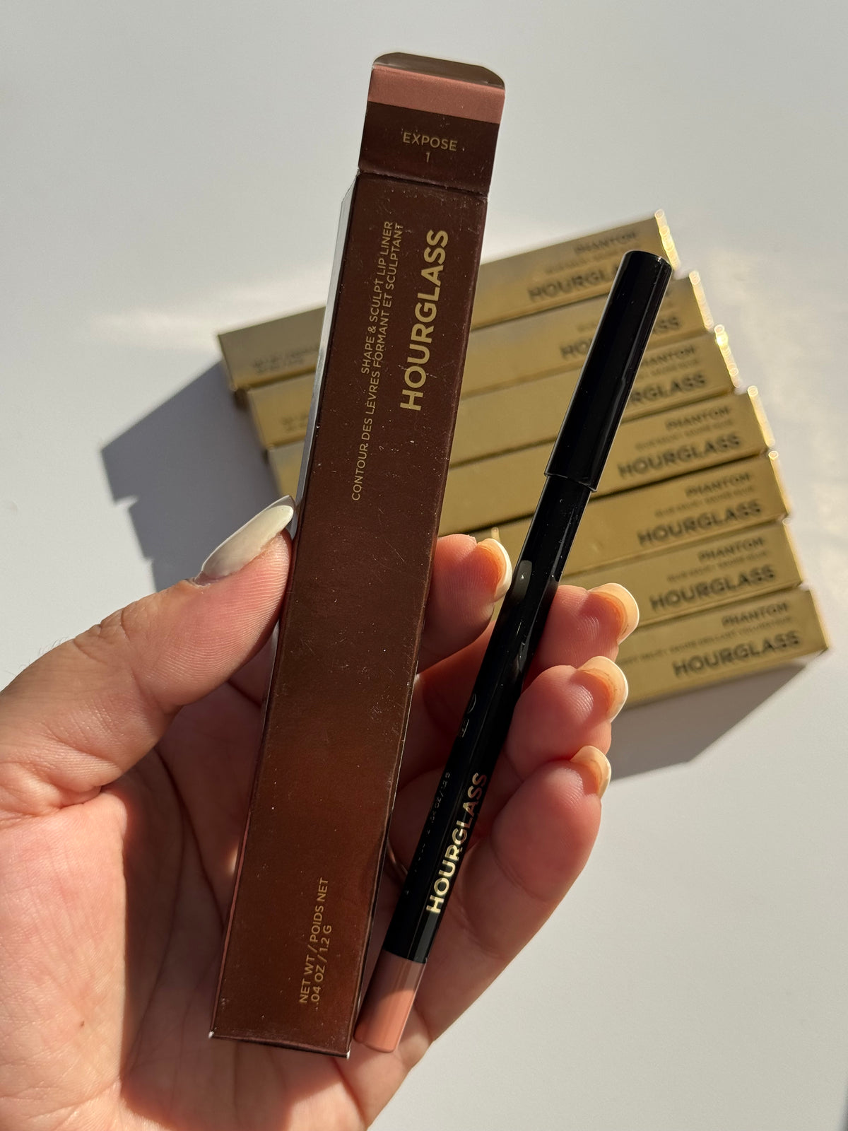 Hourglass
Shape & Sculp Lip Liner