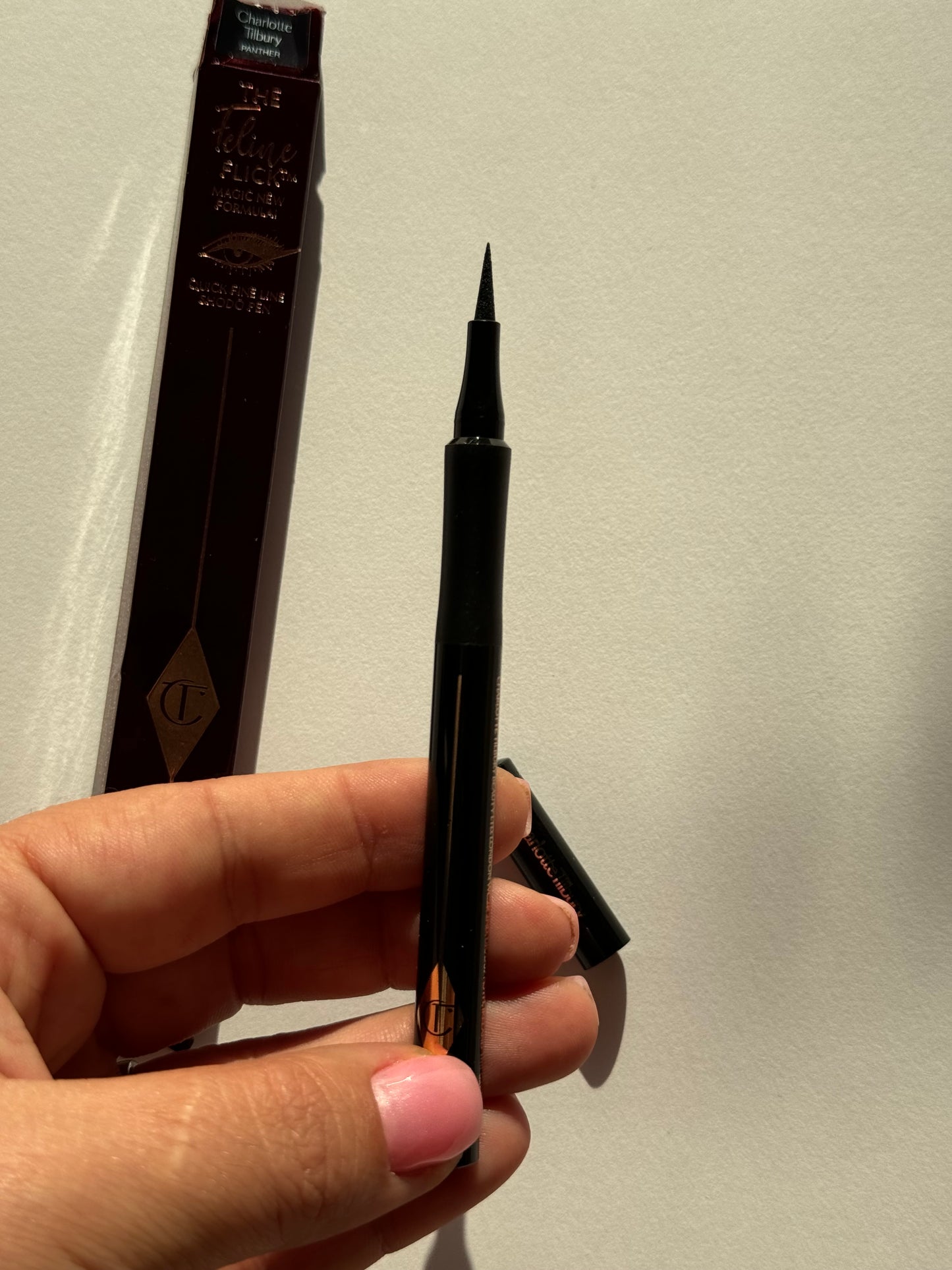 Charlotte Tilbury
The Feline Flick Waterproff Liquid Eyeliner