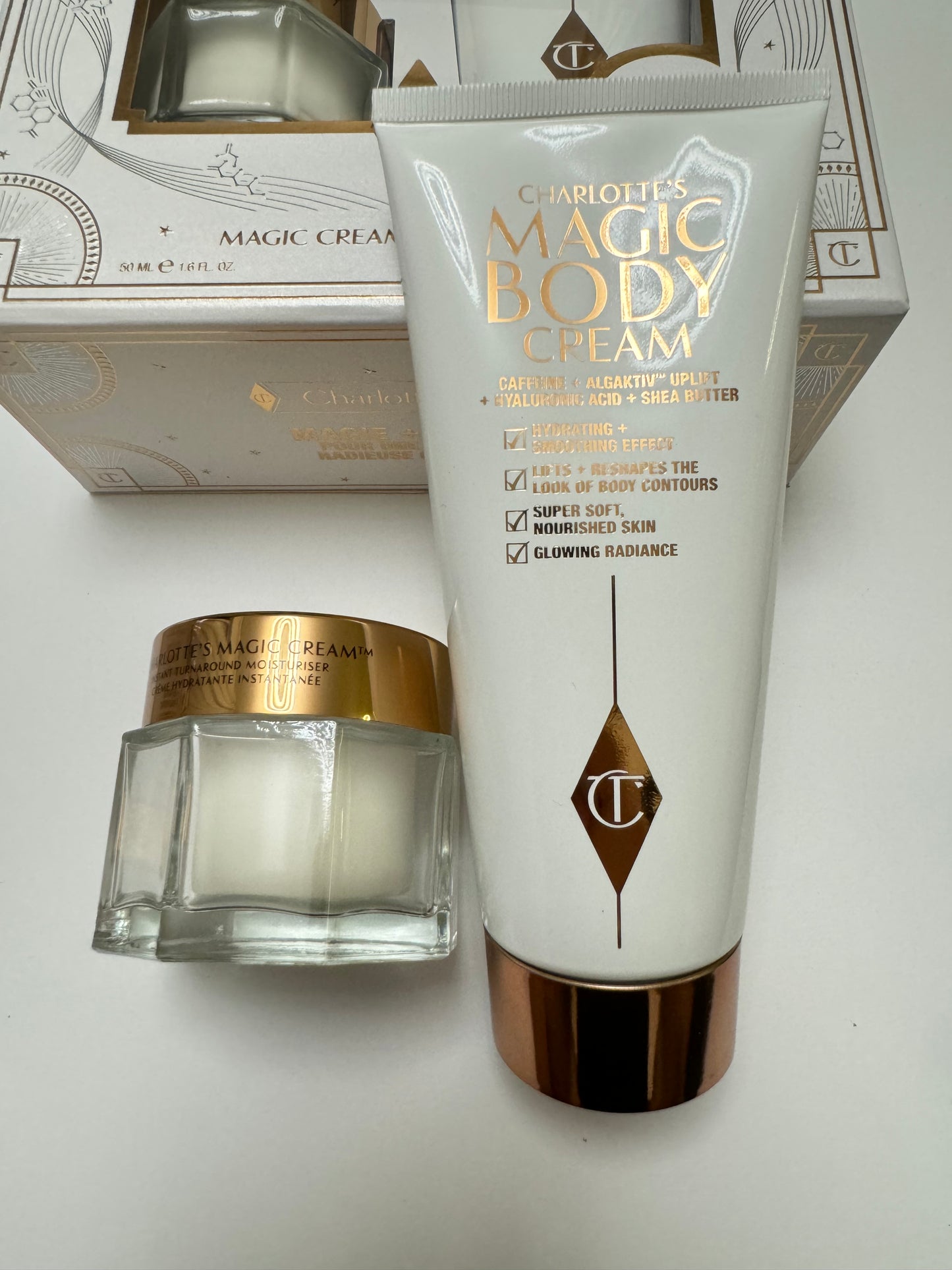 Charlotte Tilbury
Charlotte’s Magic Cream Heroes 
Limited Edition Skincare Set