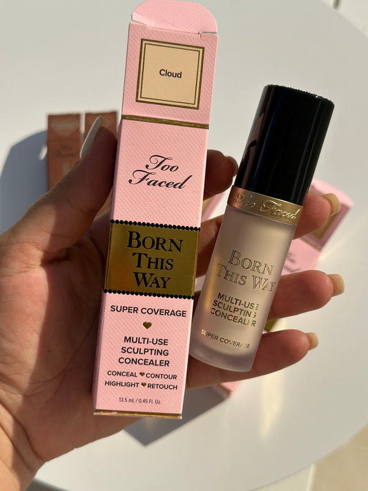 Too Faced
Born This Way Super Coverage Multi-Use Concealer with Hyaluronic Acid