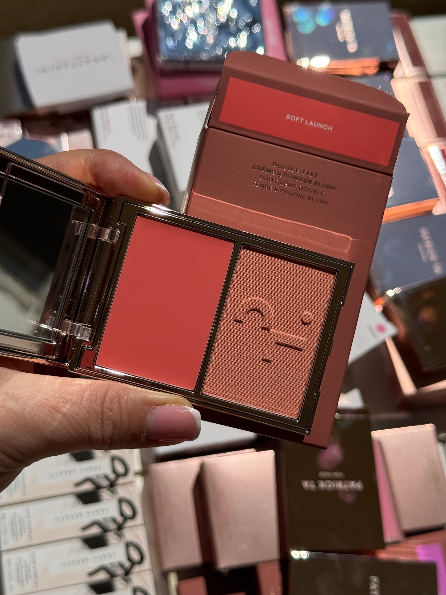 PATRICK TA
Major Headlines Double-Take Crème & Powder Blush Duo