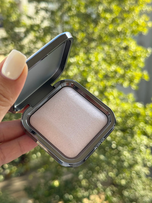 Kiko Glitter Baked Faced Highlighter