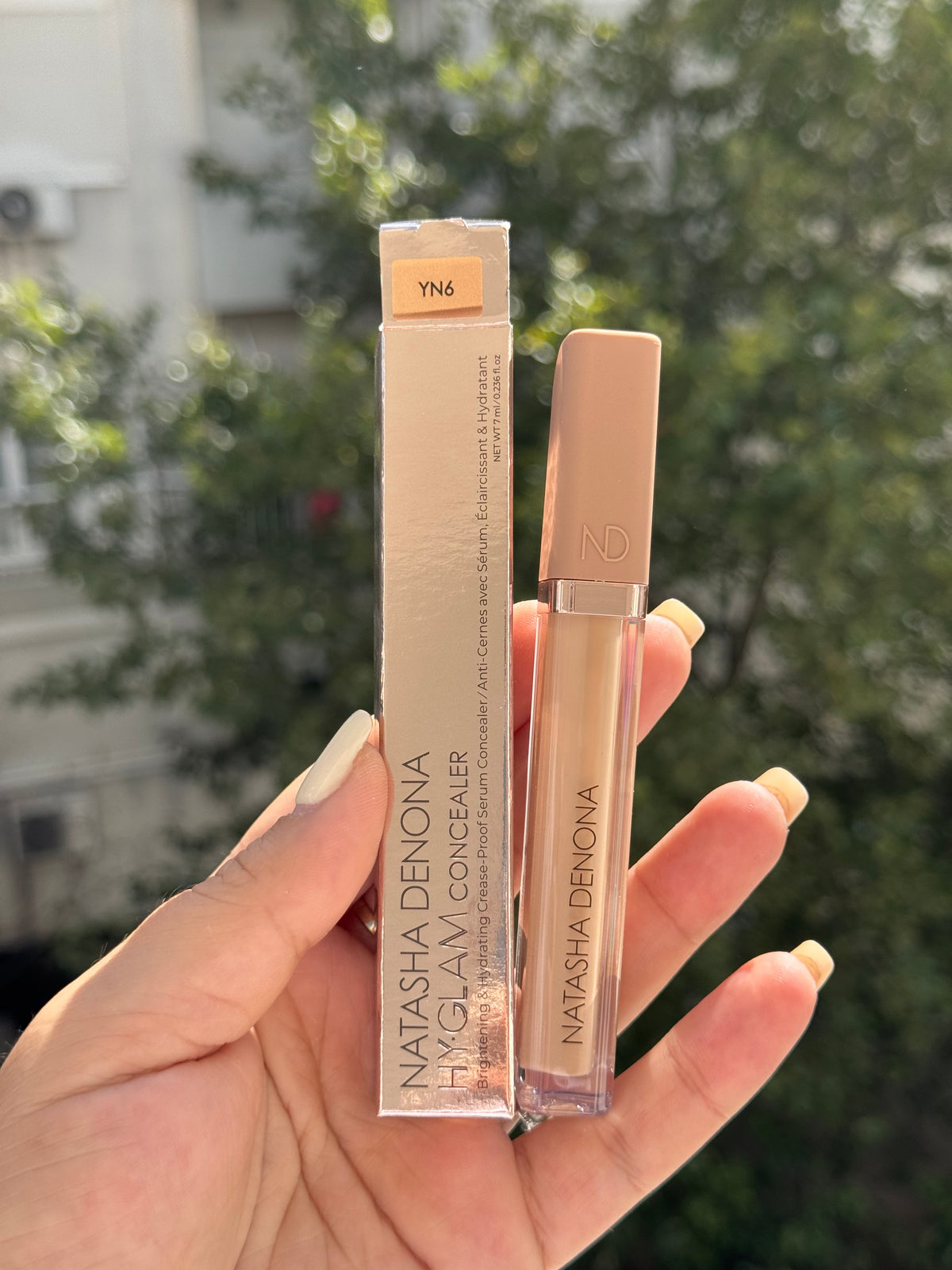 NATASHA DENONA
Hy-Glam Brightening & Hydrating Medium to Full Coverage Crease Proof Serum Concealer