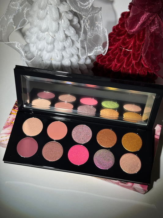PAT McGRATH LABS
Mothership VIII: Divine Rose II Eyeshadow Palette