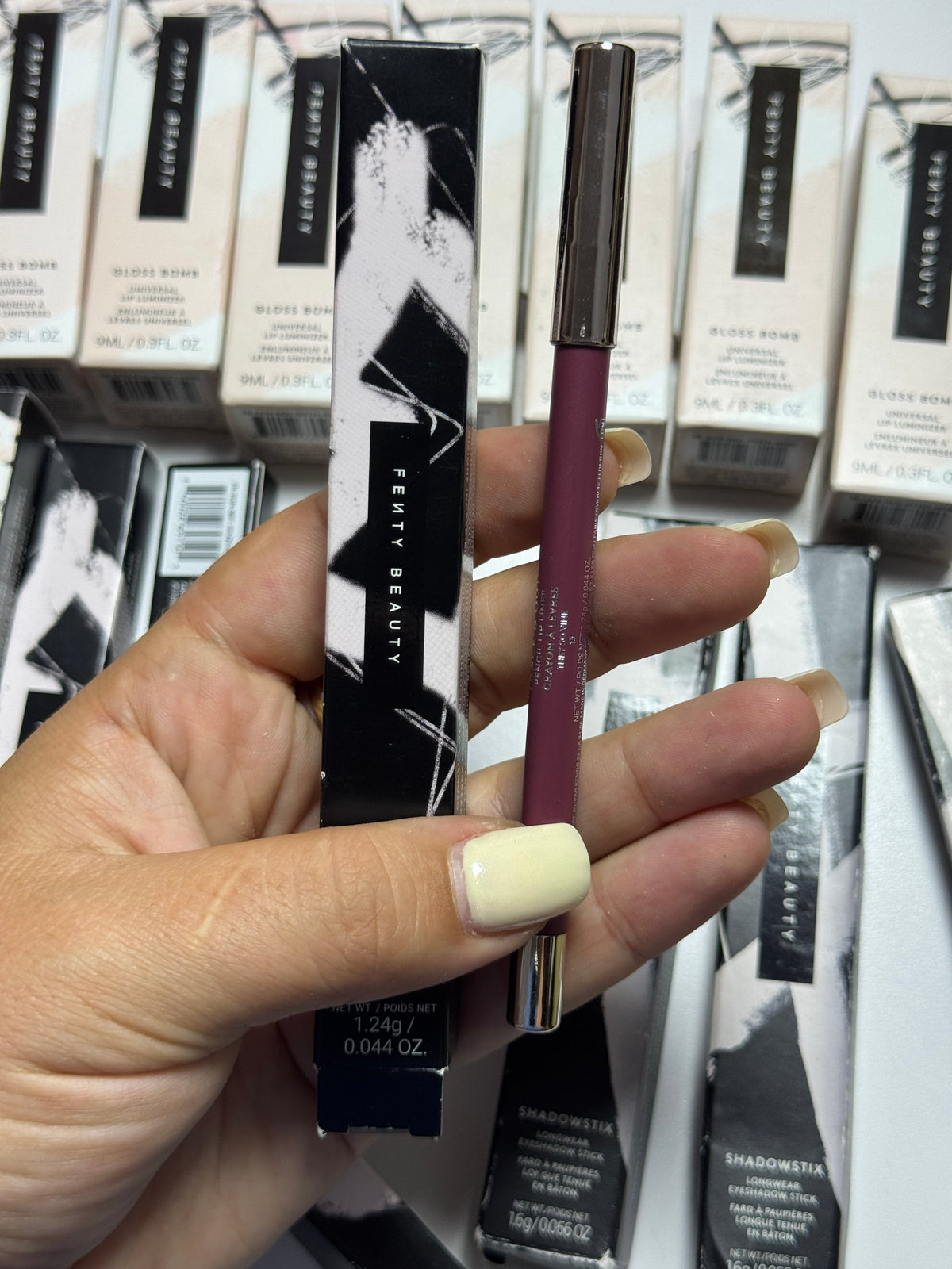 Fenty Beauty by Rihanna
Trace’d Out Longwear Waterproof Pencil Lip Liner