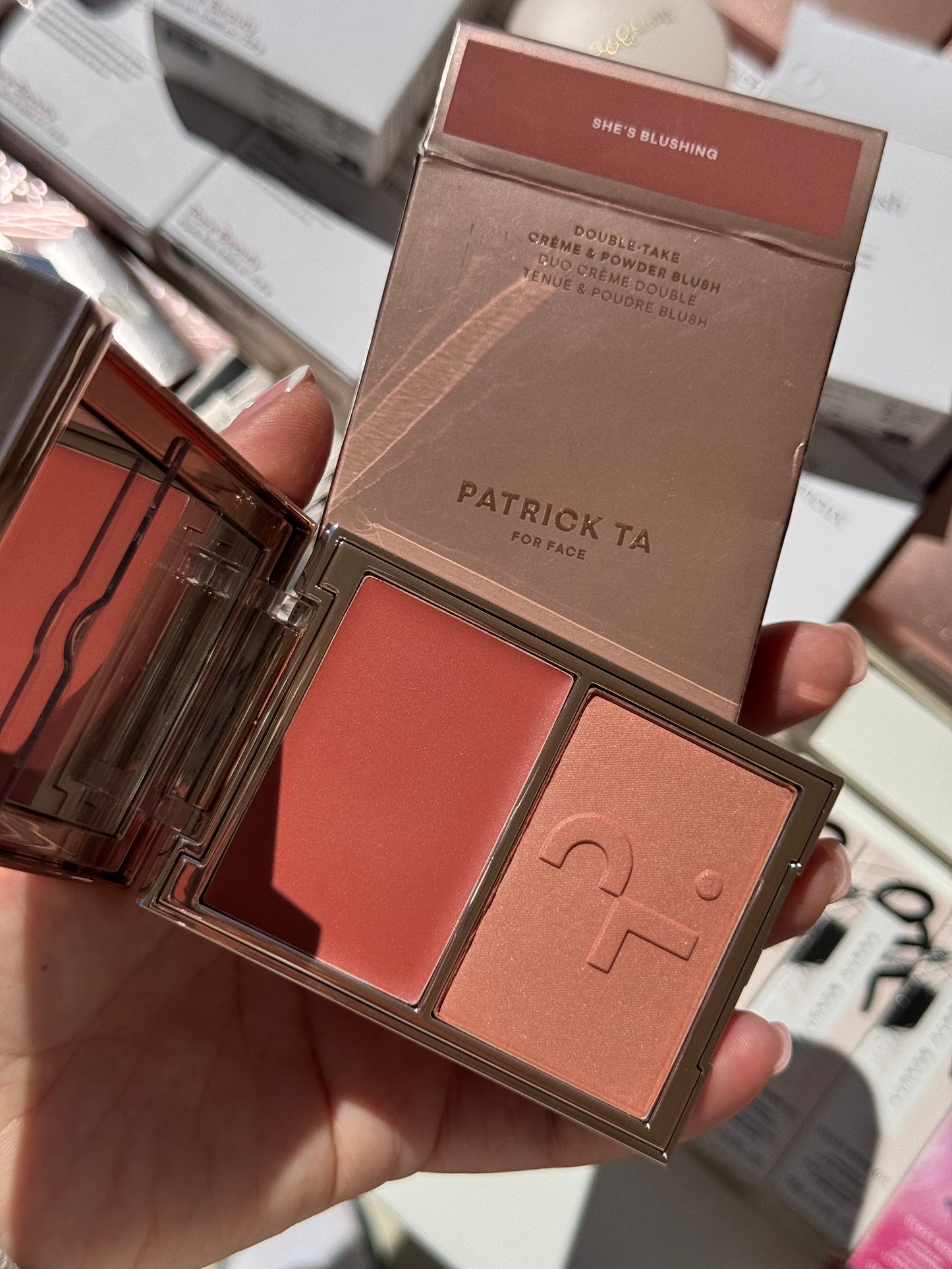 PATRICK TA
Major Headlines Double-Take Crème & Powder Blush Duo