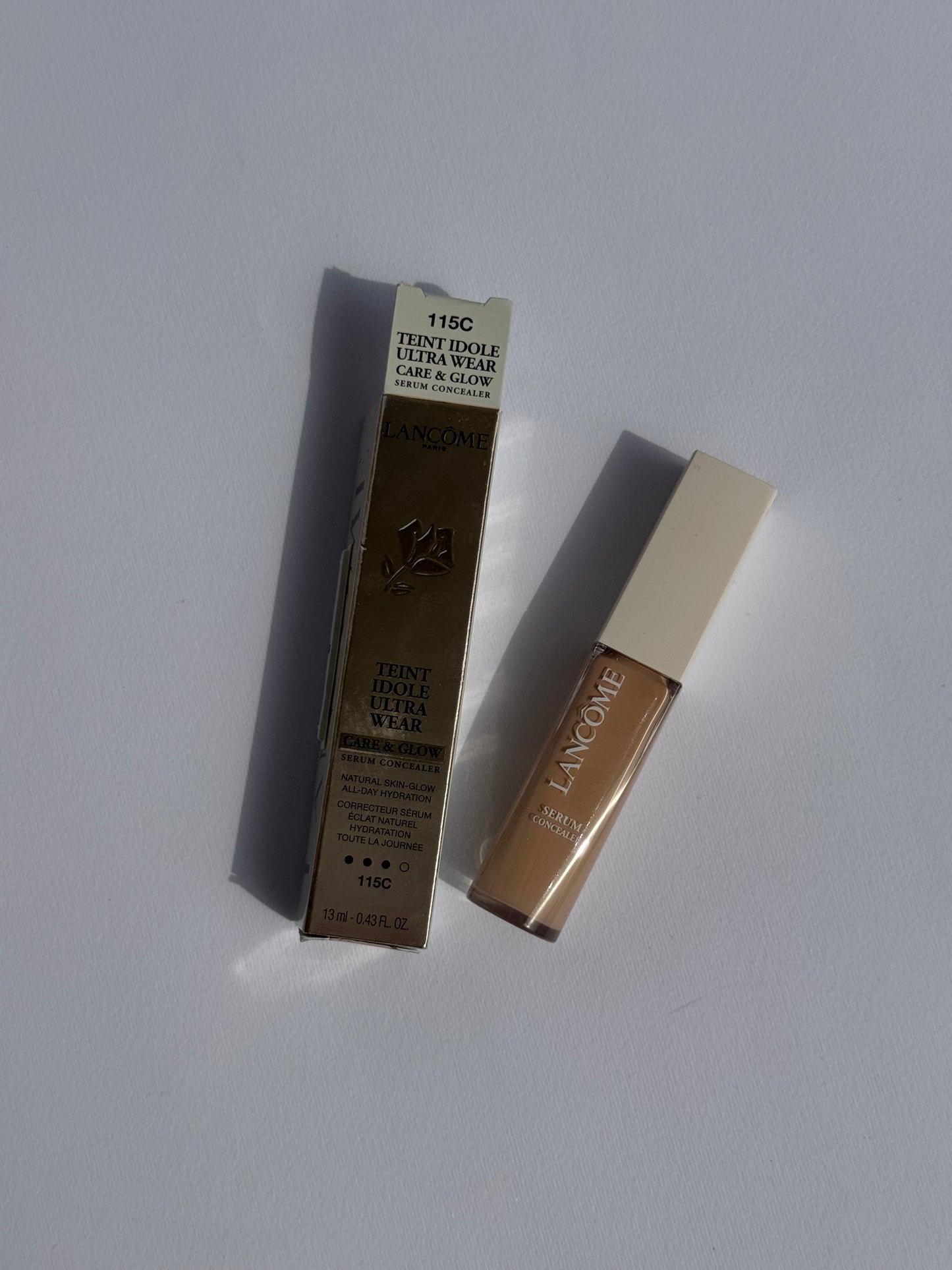 Lancôme
Care and Glow Serum Concealer with Hyaluronic Acid