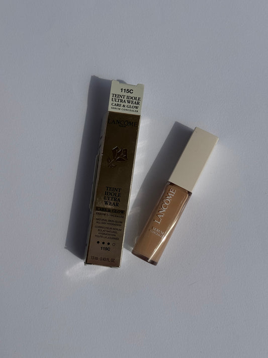 Lancôme
Care and Glow Serum Concealer with Hyaluronic Acid