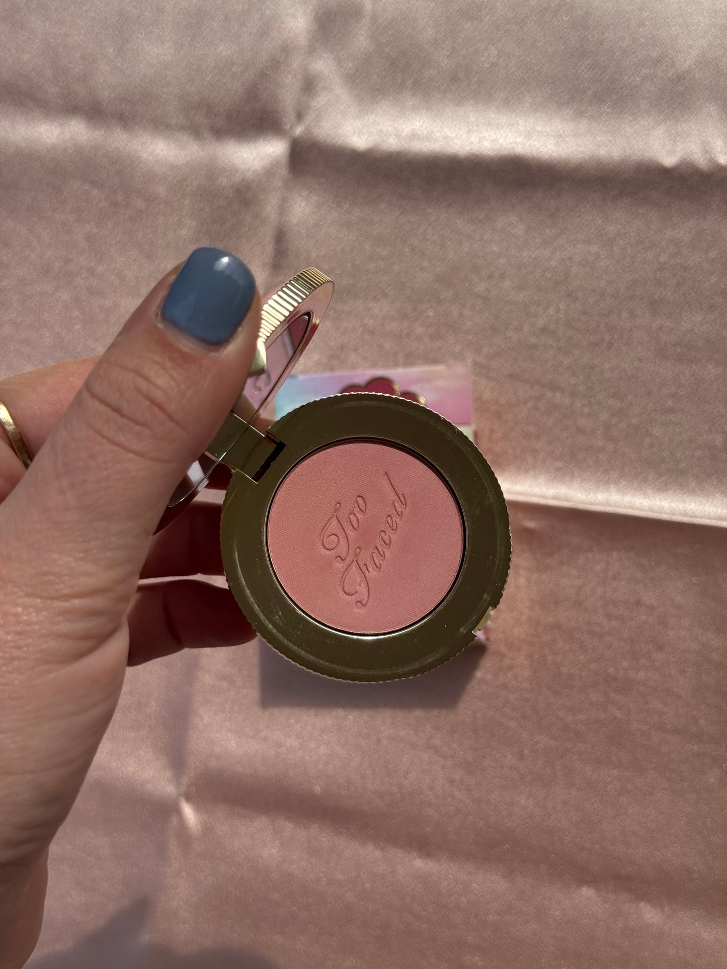 Too Faced 
Cloud Crush Blurring Powder Blush